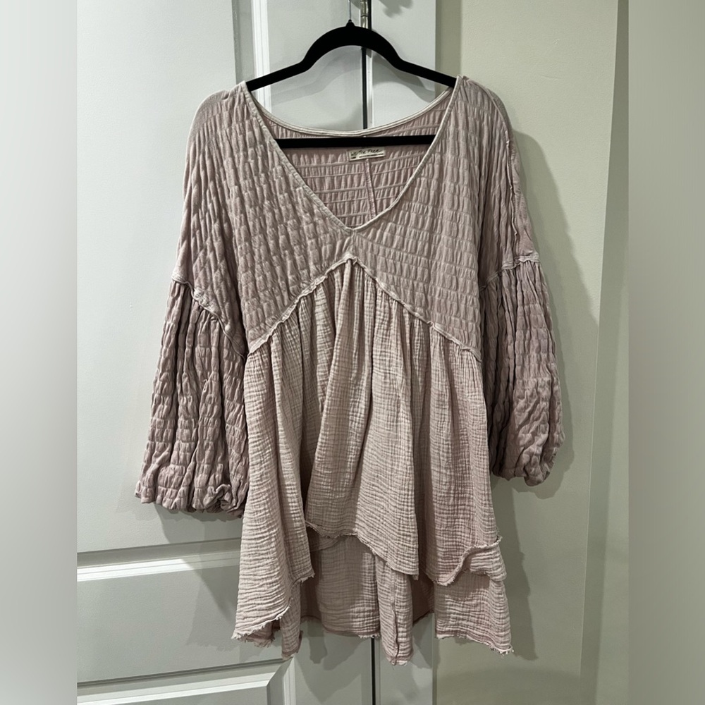 Free People, pink boho oversized peplum top with wide sleeves, size Large